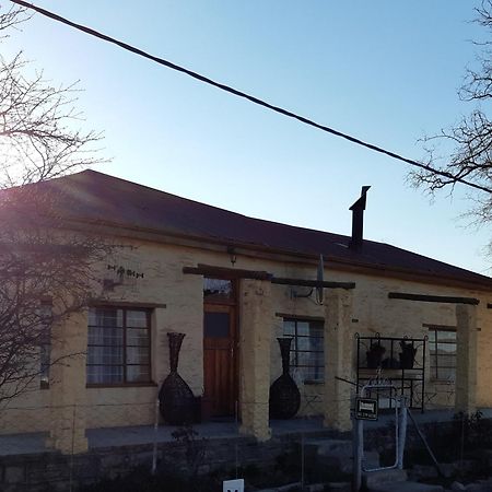 Sutherland Guest House Exterior photo